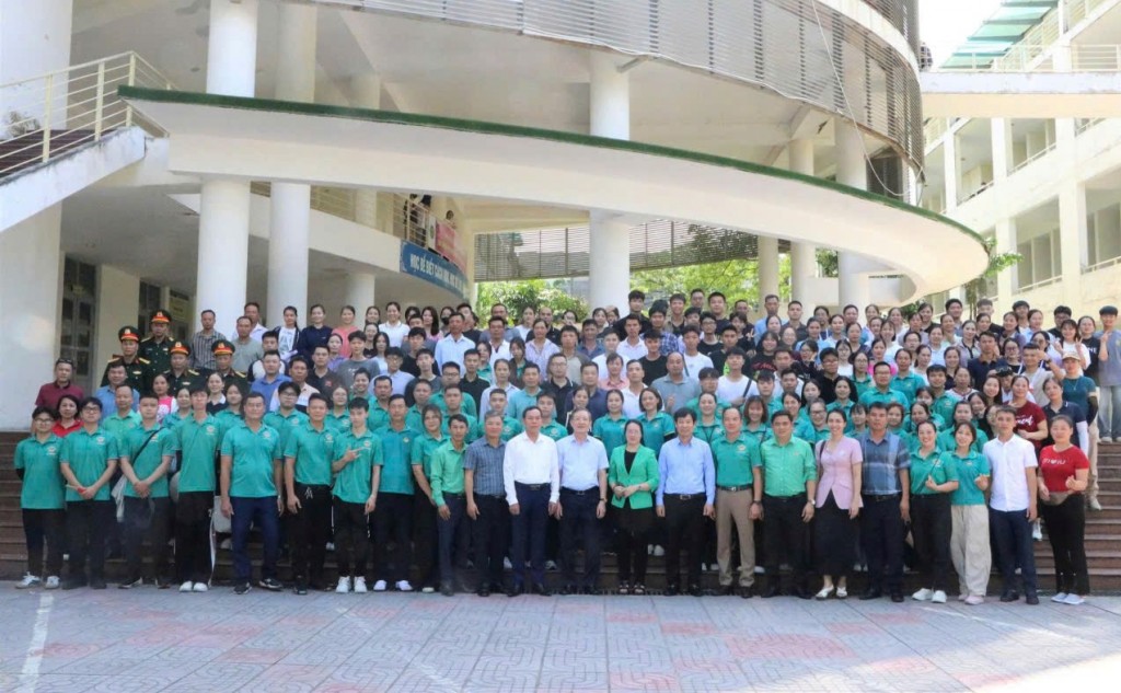180 hội viên nông dân tham gia diễu hành tại Lễ kỷ niệm 80 năm Quốc khánh 2/9