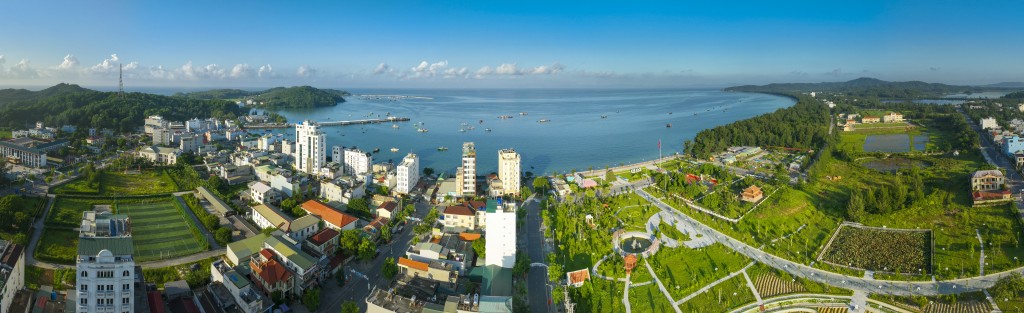 Thì thầm mùa Thu - Cô Tô chờ bạn kể chuyện