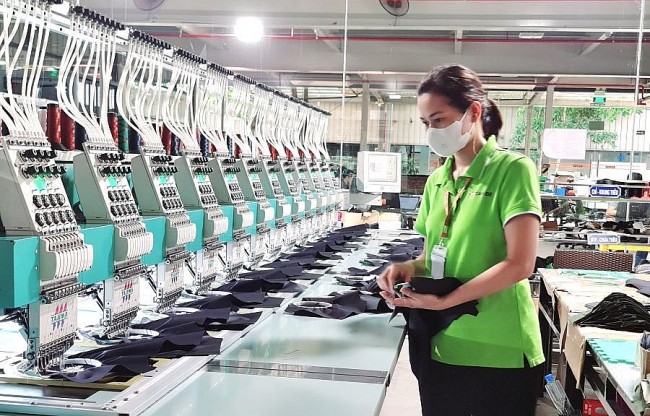Đẩy mạnh các giải pháp nhằm thực hiện mục tiêu tăng trưởng kinh tế