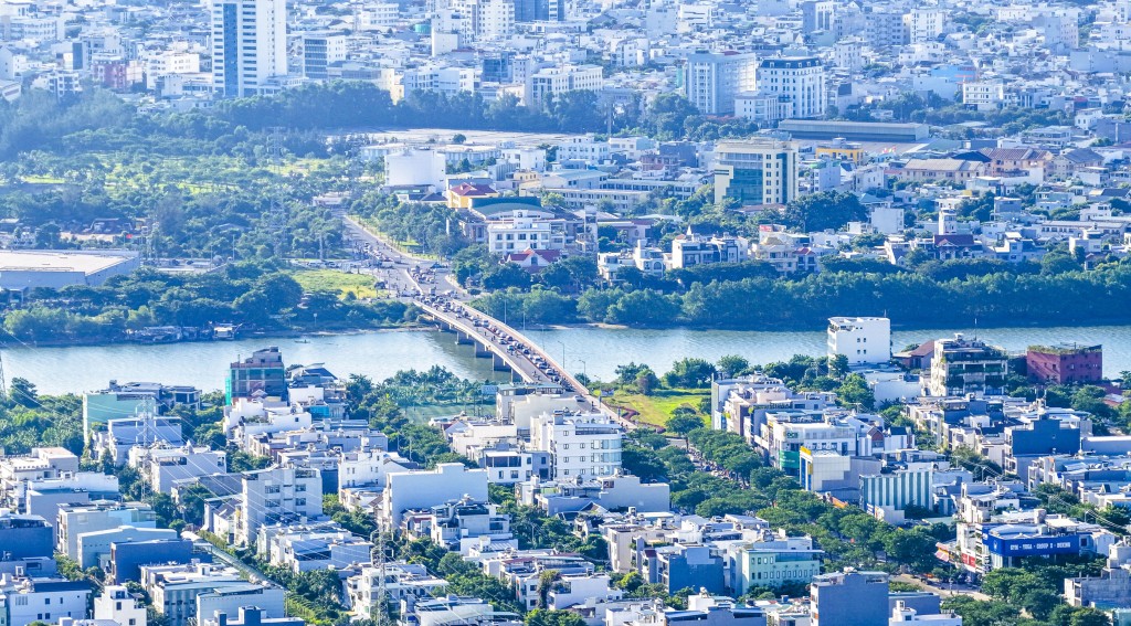 Nhà đầu tư Hà Nội, TP HCM đổ xô “săn” quỹ đất vàng ven sông tại Đà Nẵng