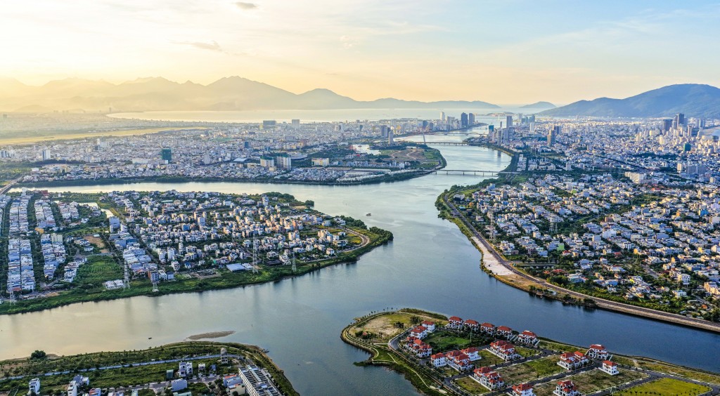 Nhà đầu tư Hà Nội, TP HCM đổ xô “săn” quỹ đất vàng ven sông tại Đà Nẵng