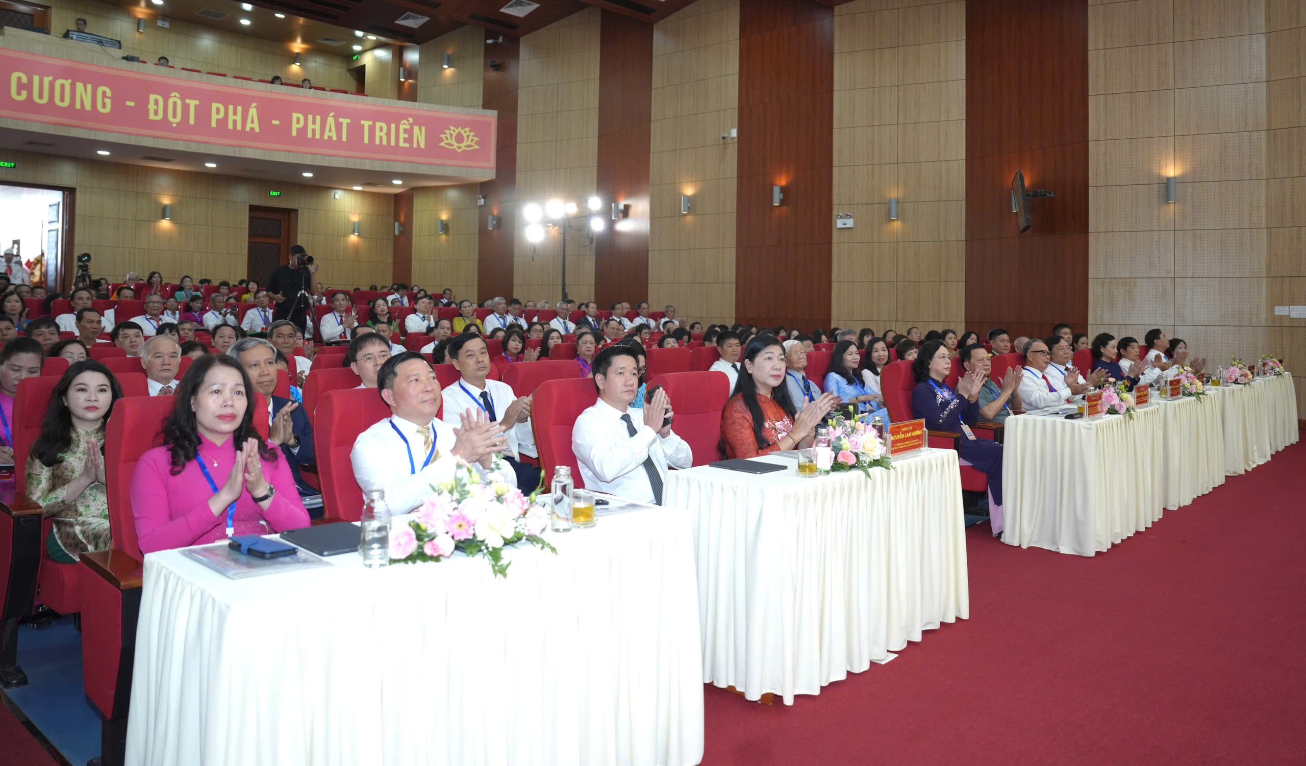 Đẩy mạnh chuyển đổi số gắn với xây dựng phường giàu đẹp, văn minh