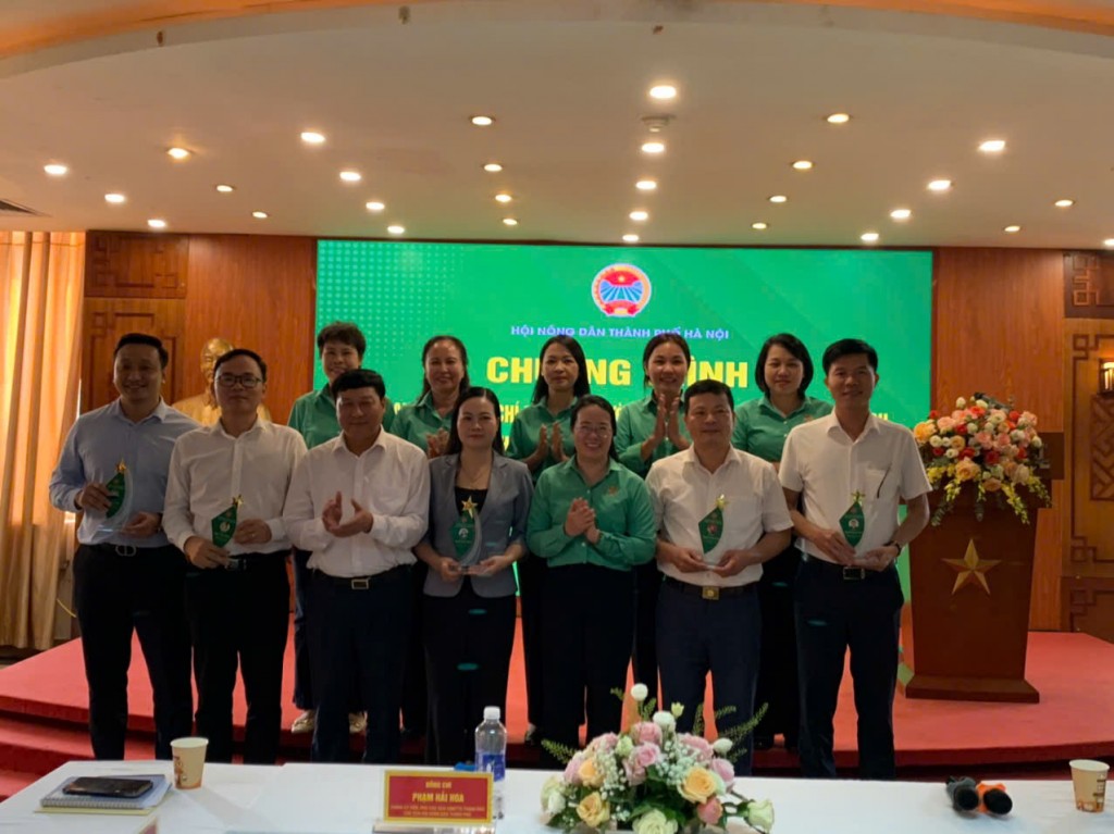 Nông dân Thủ đô nêu cao tinh thần đoàn kết vì sự đổi mới, phát triển của đất nước