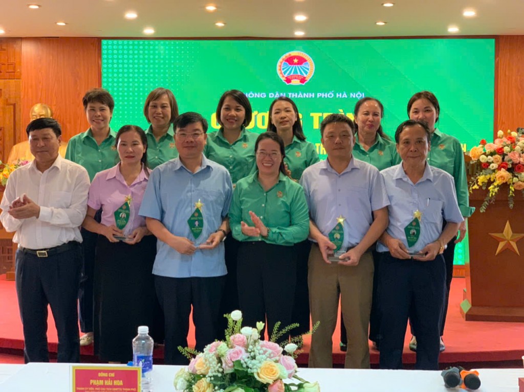 Nông dân Thủ đô nêu cao tinh thần đoàn kết vì sự đổi mới, phát triển của đất nước