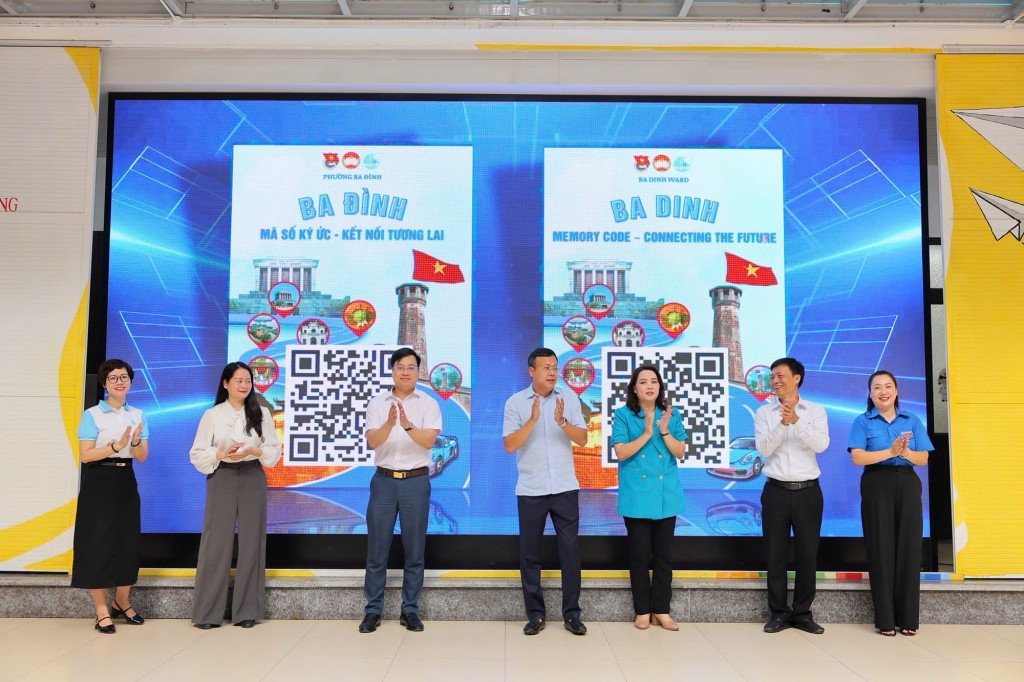 Ra mắt sổ tay du lịch điện tử chào mừng 80 năm Quốc khánh