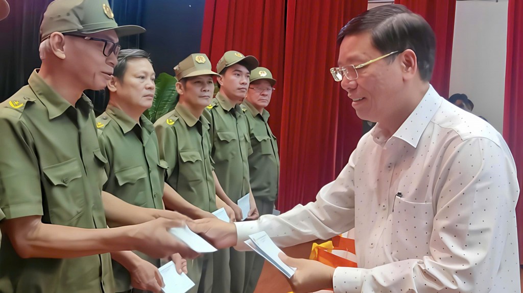Chung tay hưởng ứng phong trào toàn dân bảo vệ an ninh Tổ quốc