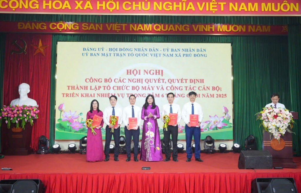 Quyết tâm xây dựng xã Phù Đổng phát triển văn minh, hiện đại