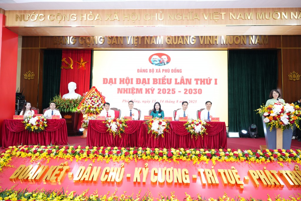 Quyết tâm xây dựng xã Phù Đổng phát triển văn minh, hiện đại