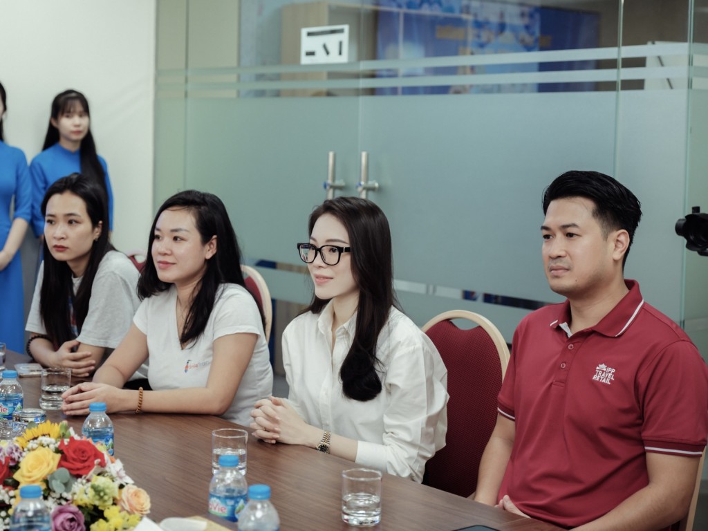 Gia đình ông Johnathan Hạnh Nguyễn quyên tặng 1,52 tỷ đồng cho tổ chức Smile Train