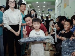 Gia đình ông Johnathan Hạnh Nguyễn quyên tặng 1,52 tỷ đồng cho tổ chức Smile Train