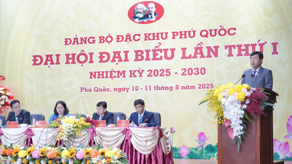 Ủy viên Ban Chấp hành Trung ương Đảng, Bí thư Tỉnh ủy An Giang Nguyễn Tiến Hải phát biểu chỉ đạo đại hội