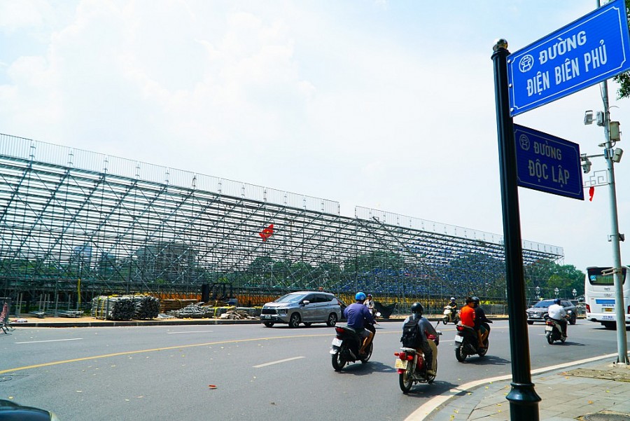 Hà Nội chuẩn bị khán đài 30.000 chỗ ngồi phục vụ đại lễ 2/9