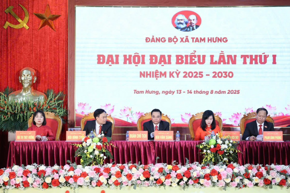 Đoàn Chủ tịch điều hành Đại hội