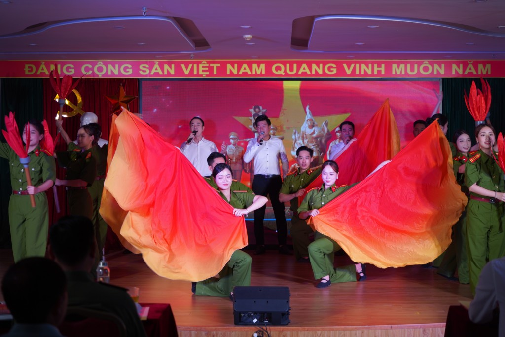 Các tiết mục đạt giải được báo cáo tại lễ tổng kết và trao giải