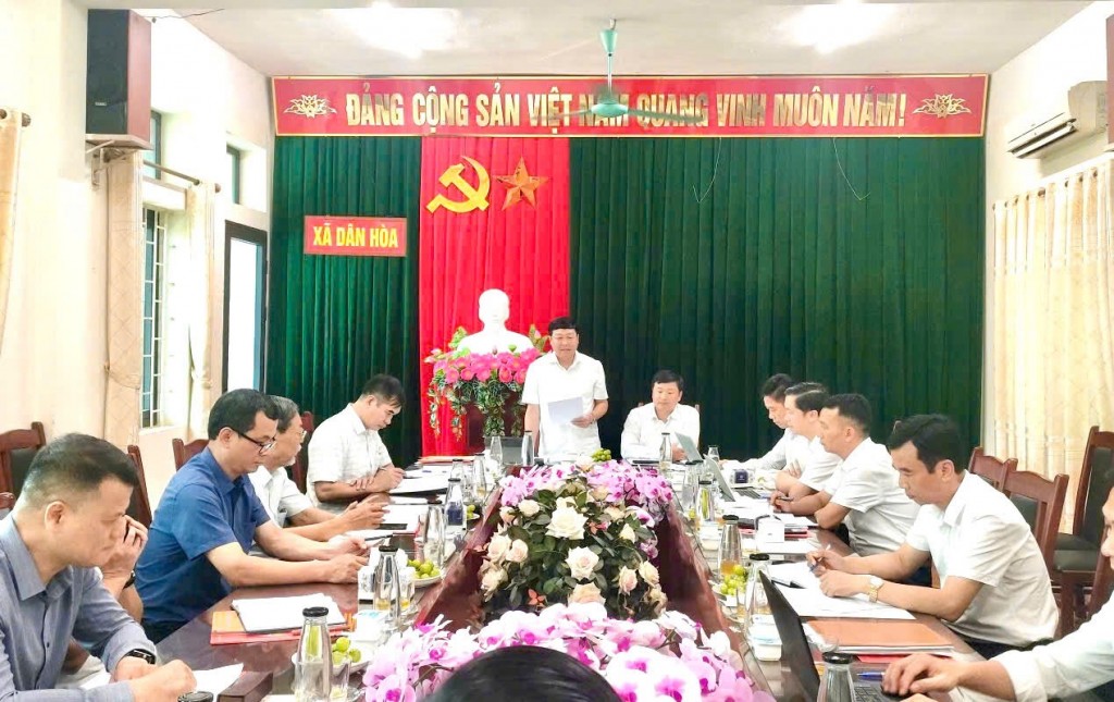 Giám sát việc thực hiện chính quyền hai cấp tại xã Dân Hoà