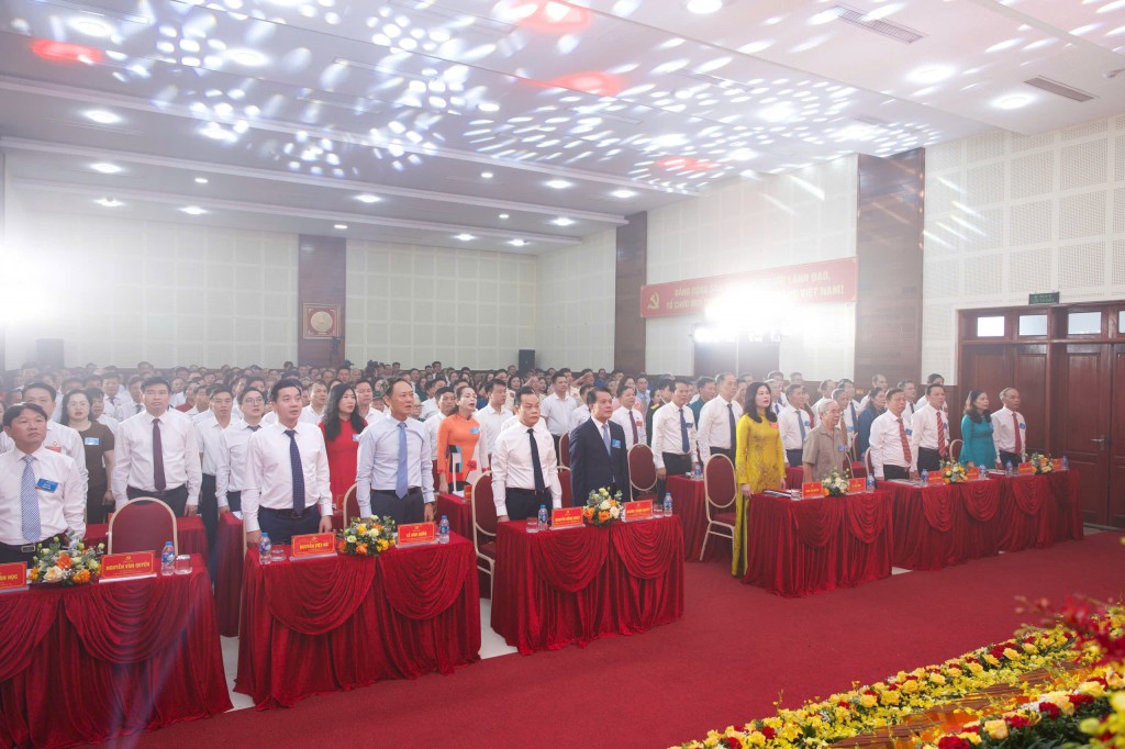 Phát huy sức mạnh khối đại đoàn kết toàn dân, phát triển kinh tế nhanh, bền vững