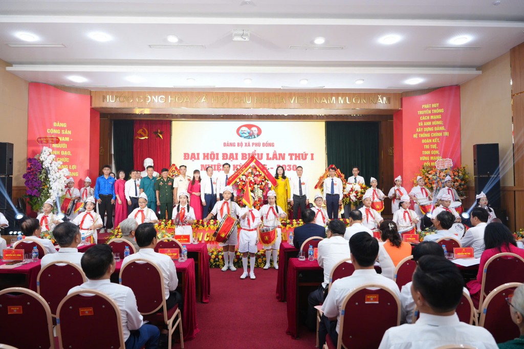 Phát huy sức mạnh khối đại đoàn kết toàn dân, phát triển kinh tế nhanh, bền vững