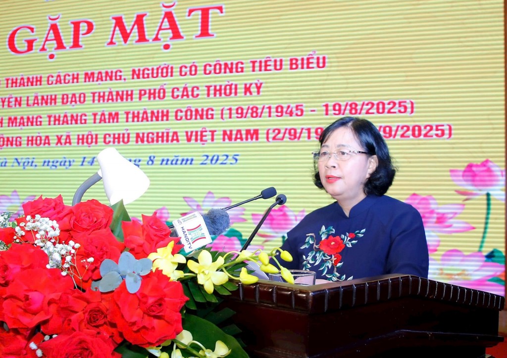 Bí thư Thành ủy Hà Nội Bùi Thị Minh Hoài phát biểu. Ảnh: Viết Thành