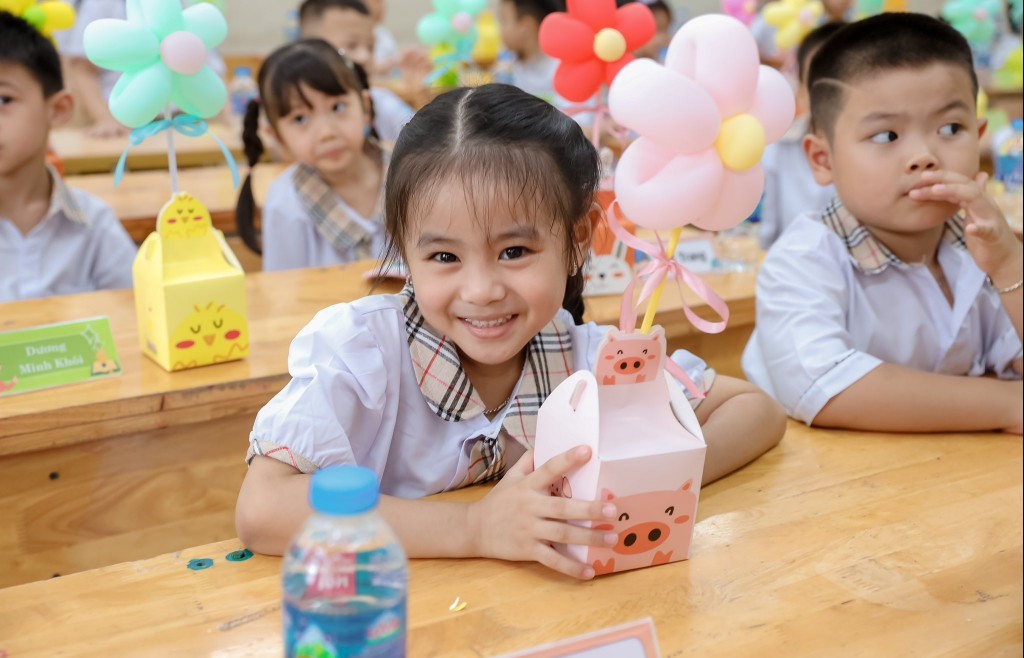 Dạy học 2 buổi/ngày - tiểu học, THCS sẵn sàng, THPT khó thực hiện
