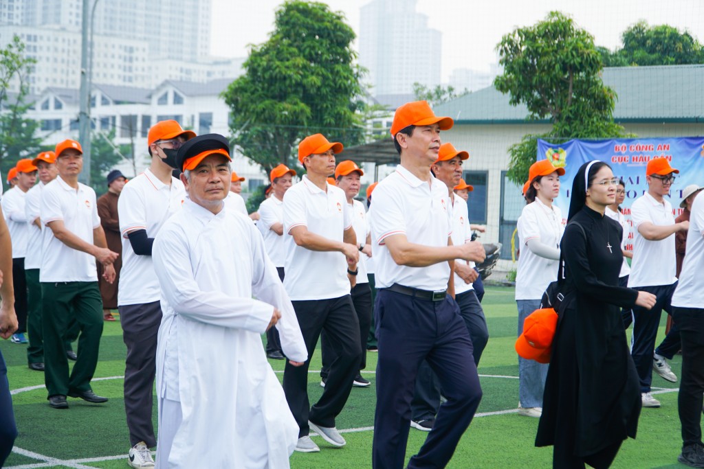 Gặp mặt động viên khối Đại Đoàn kết toàn dân tộc tham gia diễu hành