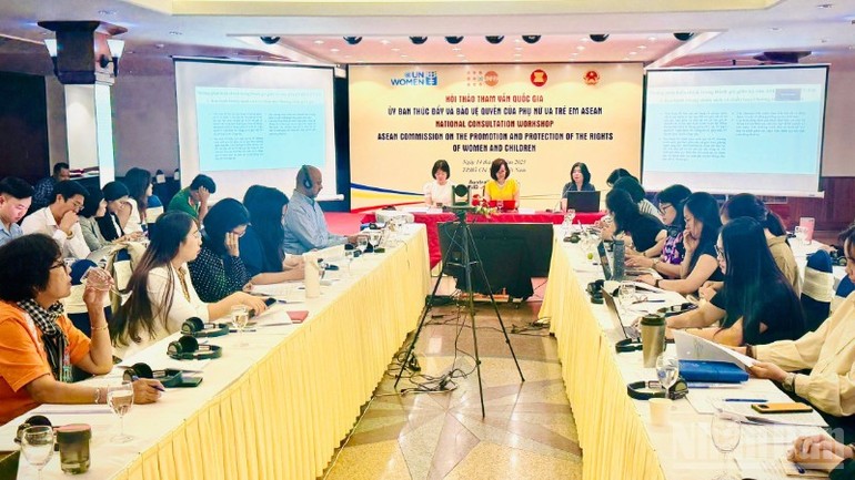 Quang cảnh hội thảo (ảnh: Vương Lê)