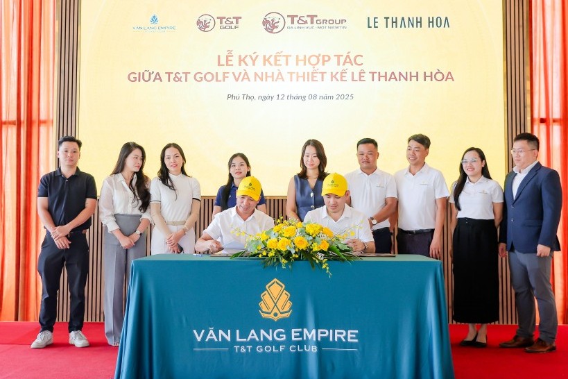 NTK Lê Thanh Hòa thiết kế đồng phục riêng cho CBNV Văn Lang Empire T&T Golf Club