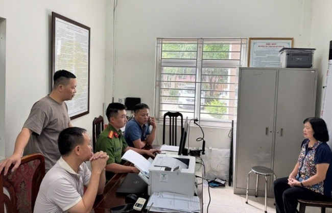 Bảo đảm tiến độ cấp đổi thẻ đảng viên