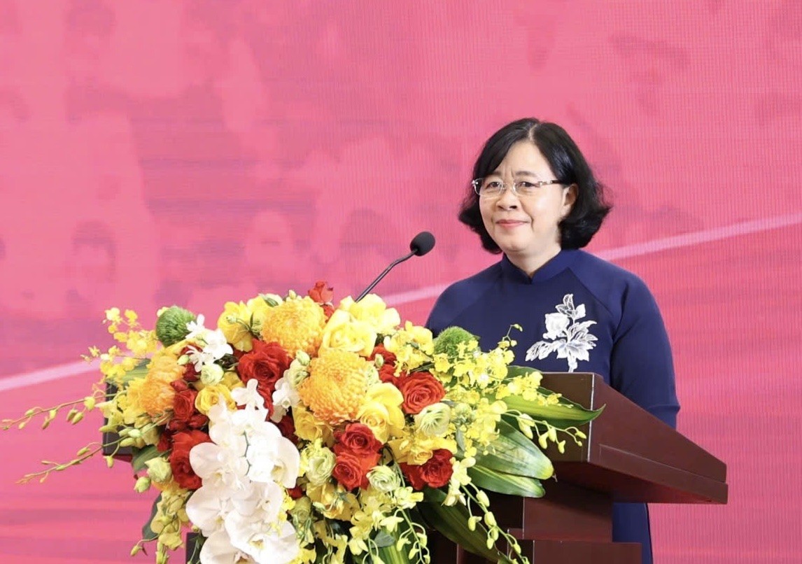 Bí thư Thành ủy Hà Nội Bùi Thị Minh Hoài phát biểu chào mừng tại hội thảo