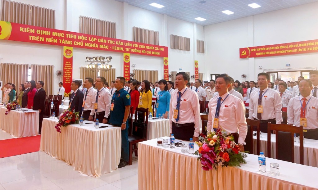 Các đại biểu tham dự đại hội