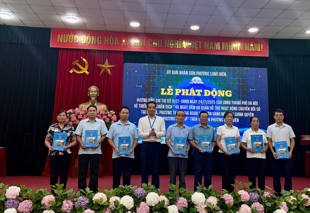 Quyết tâm đưa Bình dân học vụ số đến từng hộ gia đình