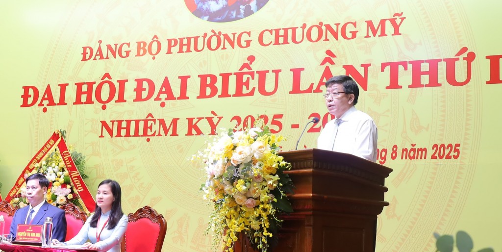 Đồng chí Dương Đức Tuấn - Ủy viên Ban Thường vụ Thành ủy, Phó Chủ tịch UBND Thành phố Hà Nội phát biểu chỉ đạo tại chương trình