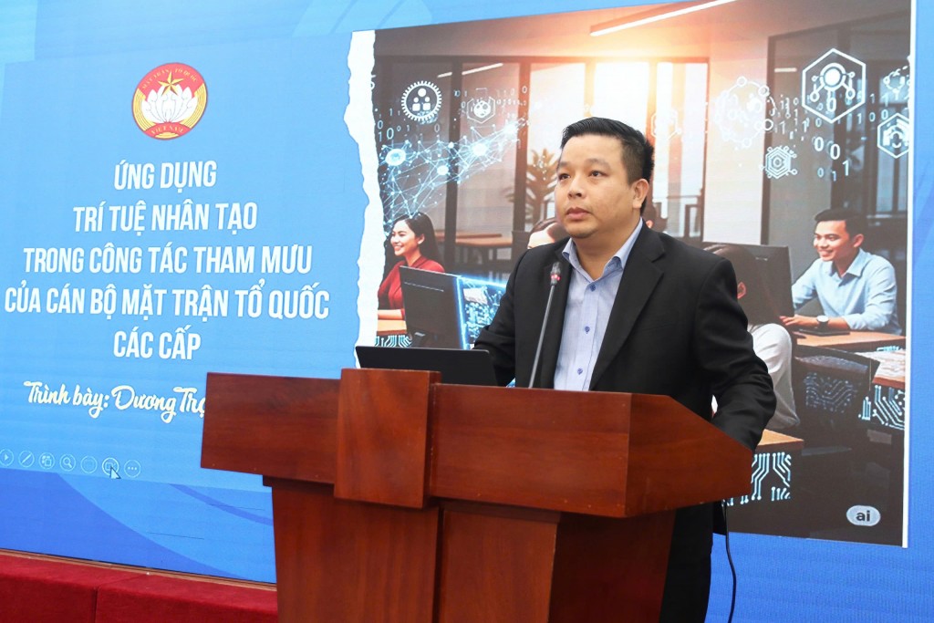 Mặt trận ứng dụng công nghệ số, sẵn sàng phục vụ Nhân dân