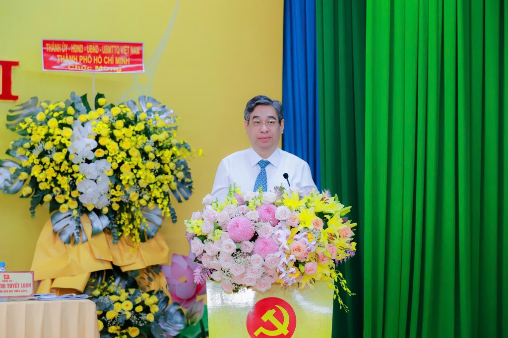 Ông Nguyễn Phước Lộc, Phó Bí thư Thành ủy, Chủ tịch Ủy ban MTTQ Việt Nam TP.HCM, phát biểu chỉ đạo đại hội.