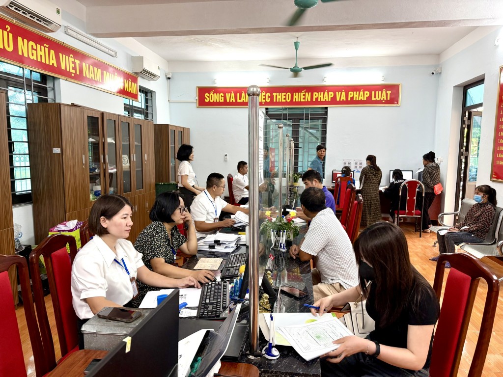Nỗ lực khắc phục khó khăn, vận hành hiệu quả chính quyền hai cấp