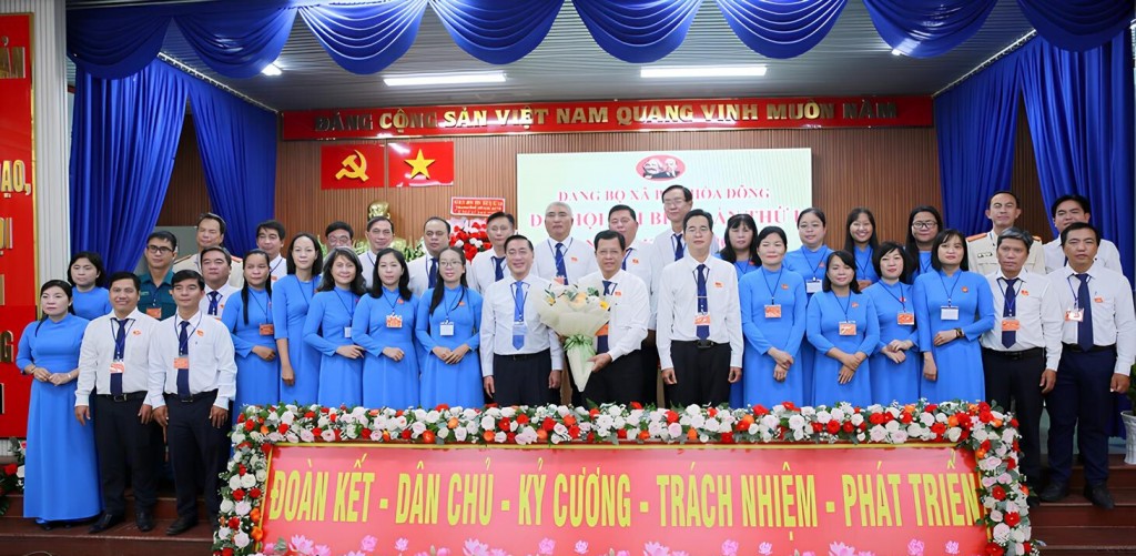 Ban Chấp hành Đảng bộ xã Phú Hòa Đông nhiệm kỳ 2025-2030