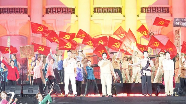 Hồi ức hào hùng "Hà Nội - Từ mùa Thu lịch sử năm 1945"