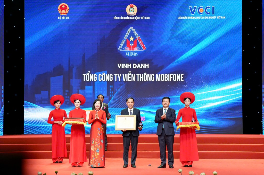 Lễ vinh danh “Doanh nghiệp tiêu biểu vì Người lao động” năm 2025