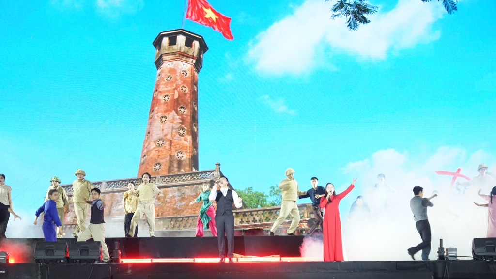 “Hà Nội - Từ mùa thu lịch sử năm 1945”: Khơi gợi niềm tự hào và tình yêu quê hương, đất nước