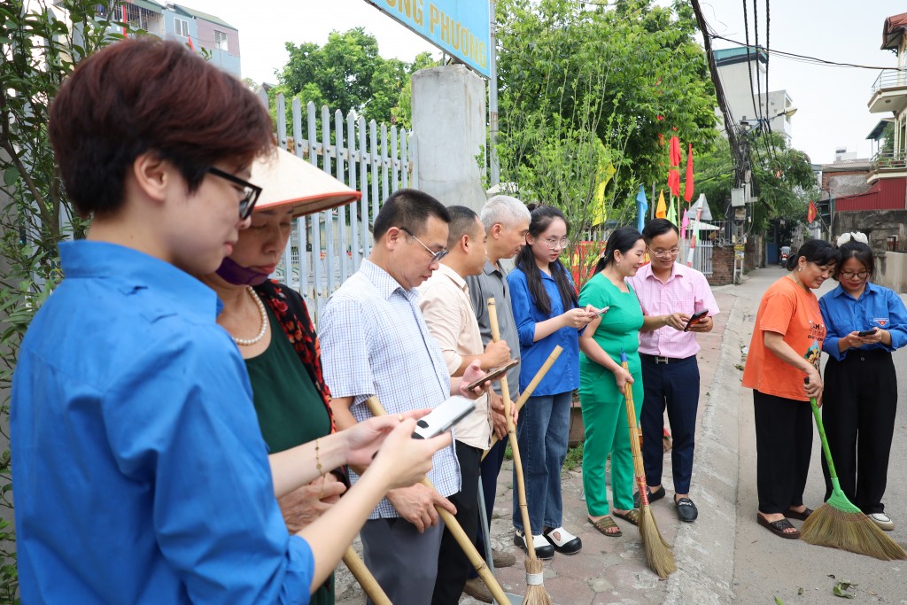 Chuyển đổi số mọi lúc, mọi nơi, nhất là những khi có sự việc, sự kiện tập trung đông người, huy động sức mạnh tập thể