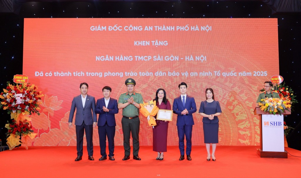 SHB được vinh danh vì đóng góp trong phong trào toàn dân bảo vệ an ninh Tổ quốc