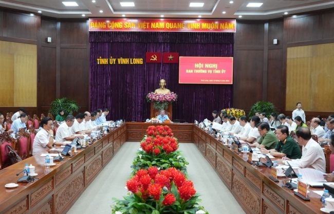 Ban Thường vụ Tỉnh ủy Vĩnh Long tập trung hoàn thiện dự thảo các văn kiện