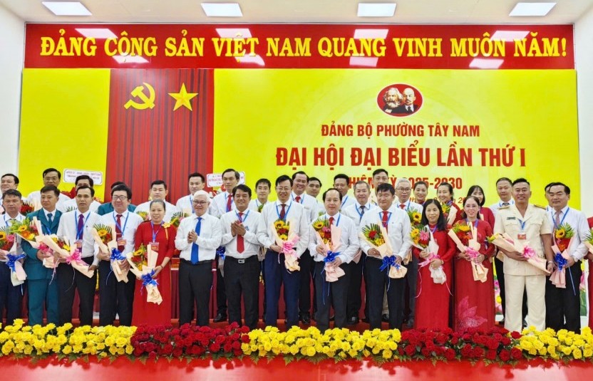 Đại hội Đảng bộ phường Tây Nam mở ra chặng đường phát triển mới