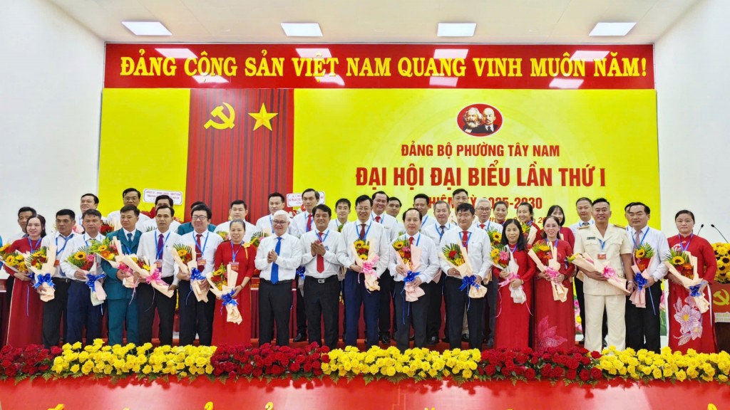 Đại hội Đảng bộ phường Tây Nam mở ra chặng đường phát triển mới