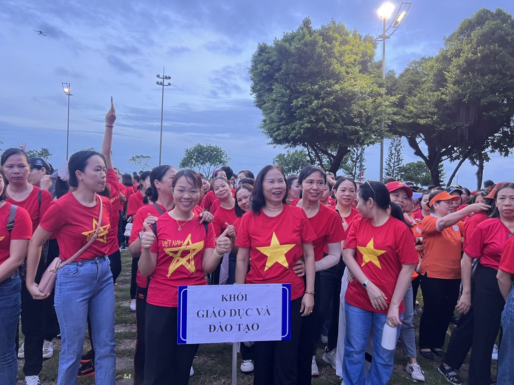 Những bước chân đưa phường Vũng Tàu đến gần nhân dân