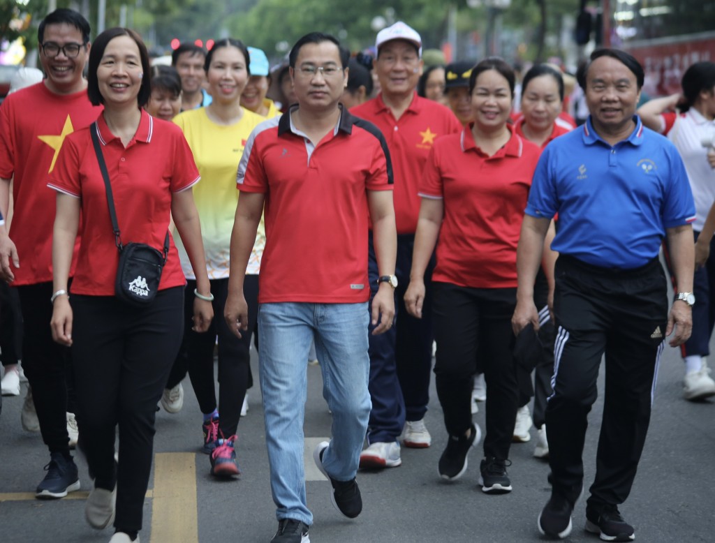 Phường Tam Thắng sôi nổi hưởng ứng hoạt động “Cùng Việt Nam tiến bước”