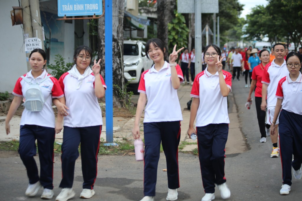 Phường Tam Thắng sôi nổi hưởng ứng hoạt động “Cùng Việt Nam tiến bước”