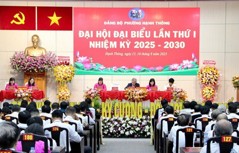 Phường Hạnh Thông phát triển thông qua kết nối sân bay