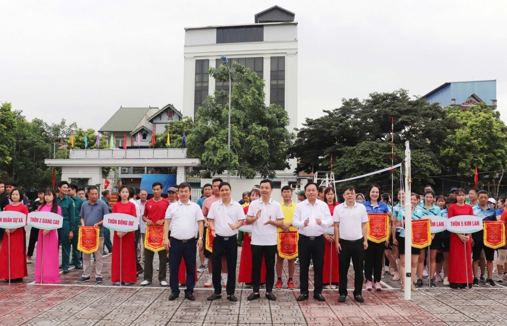 Giải thể thao chào mừng Đại hội đại biểu Đảng bộ xã Bát Tràng lần thứ I