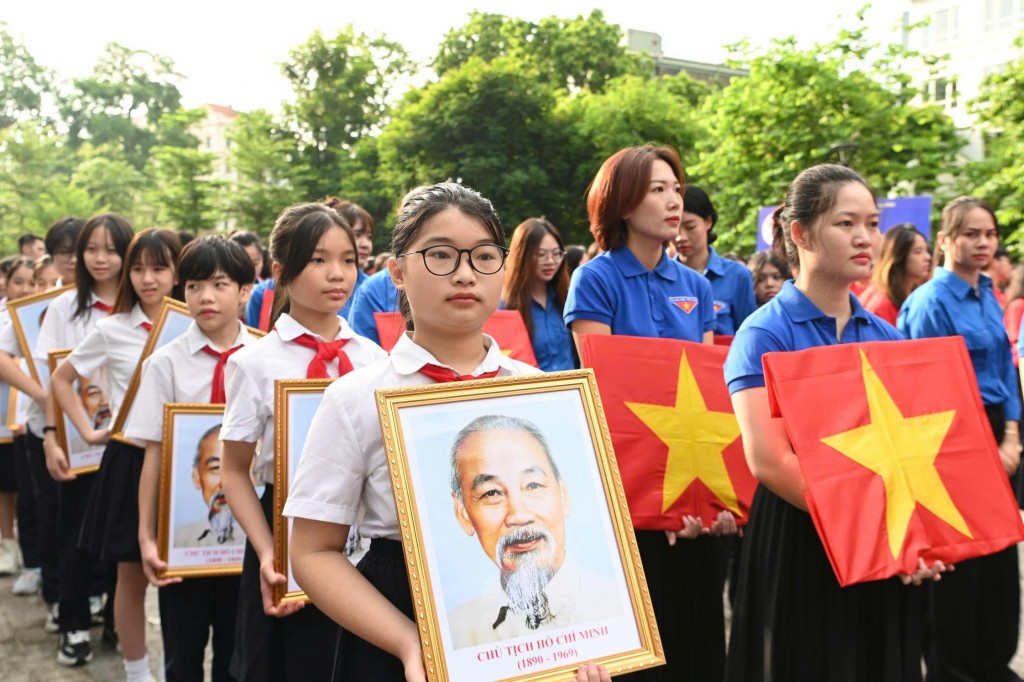 Các bạn trẻ Thủ đô 