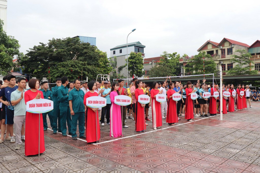 Giải thể thao chào mừng Đại hội đại biểu Đảng bộ xã Bát Tràng lần thứ I